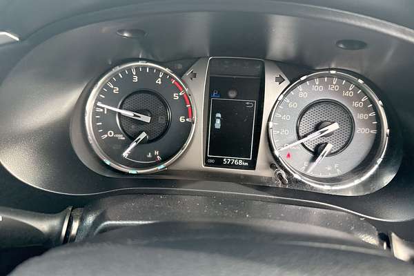 2020 Toyota Hilux SR5 GUN126R 4X4