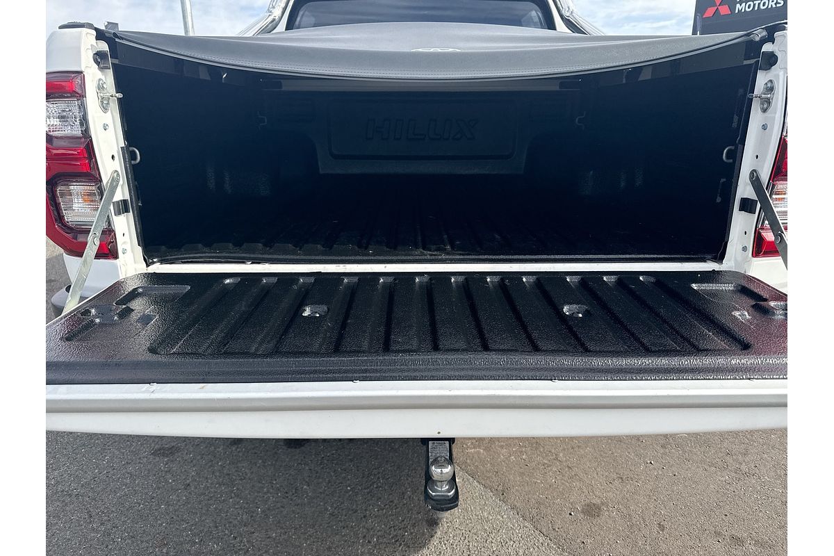 2020 Toyota Hilux SR5 GUN126R 4X4