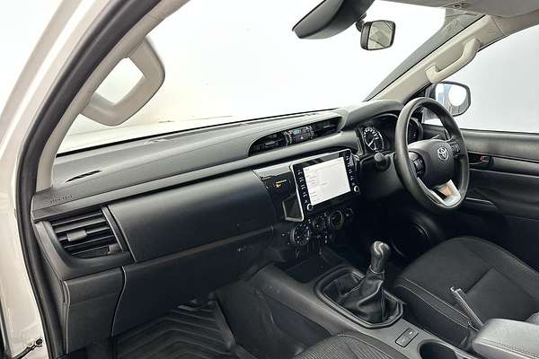 2021 Toyota Hilux SR GUN126R 4X4