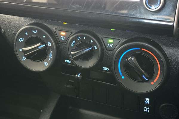 2021 Toyota Hilux SR GUN126R 4X4