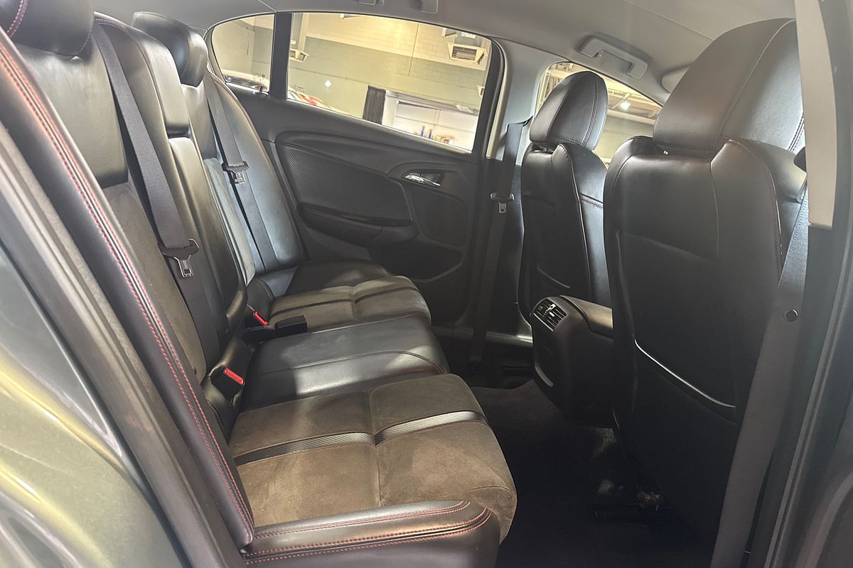 2016 Holden Commodore SV6 Black VF Series II