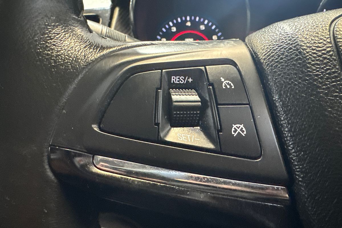 2016 Holden Commodore SV6 Black VF Series II