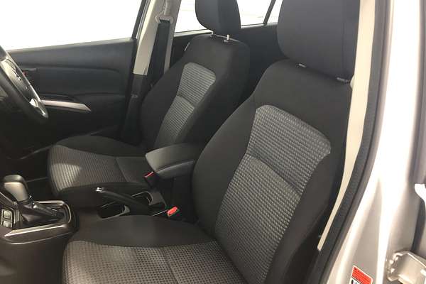 2023 Suzuki S-Cross JYB