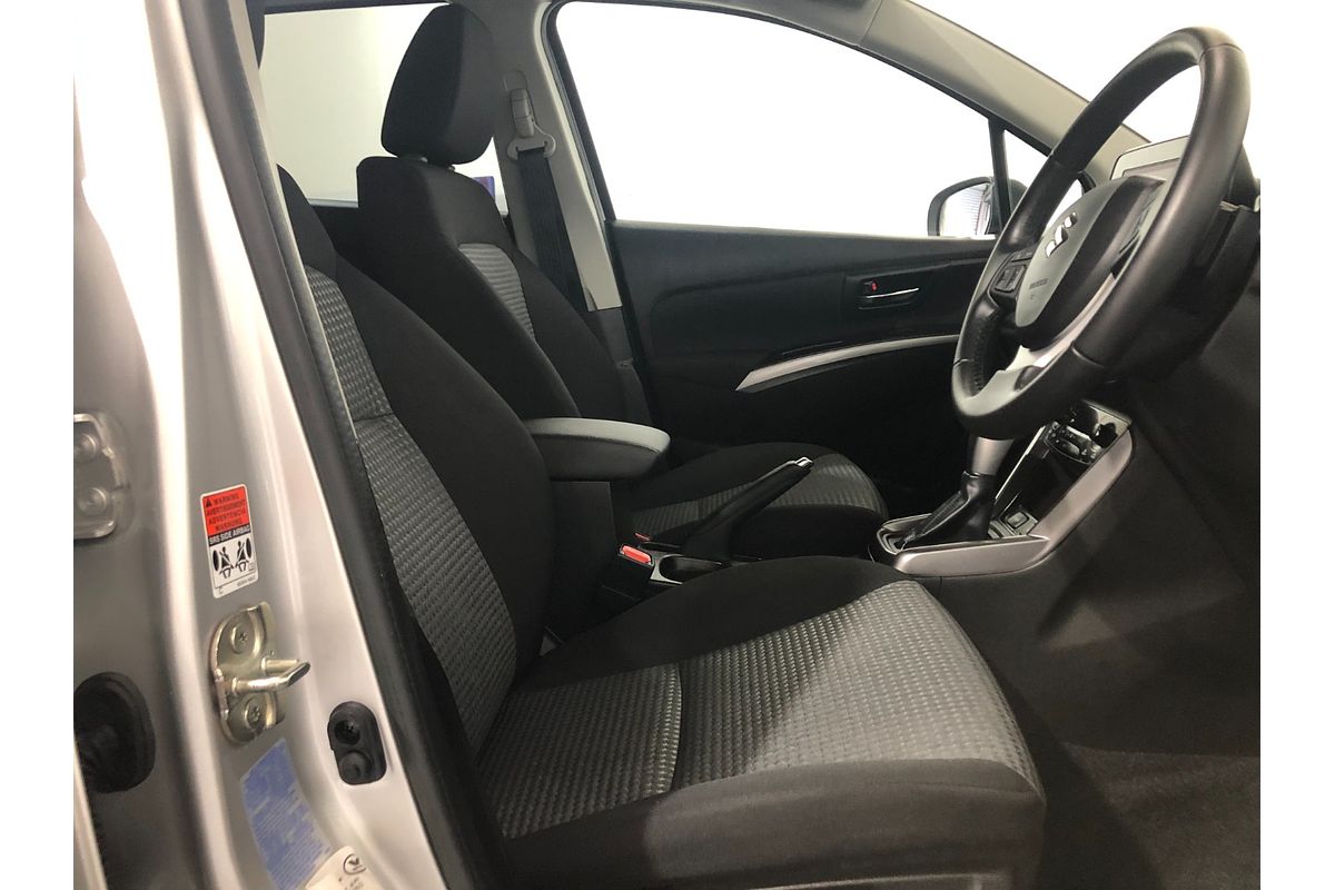 2023 Suzuki S-Cross JYB