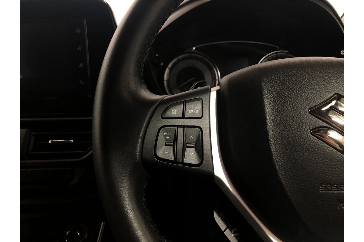 2023 Suzuki S-Cross JYB