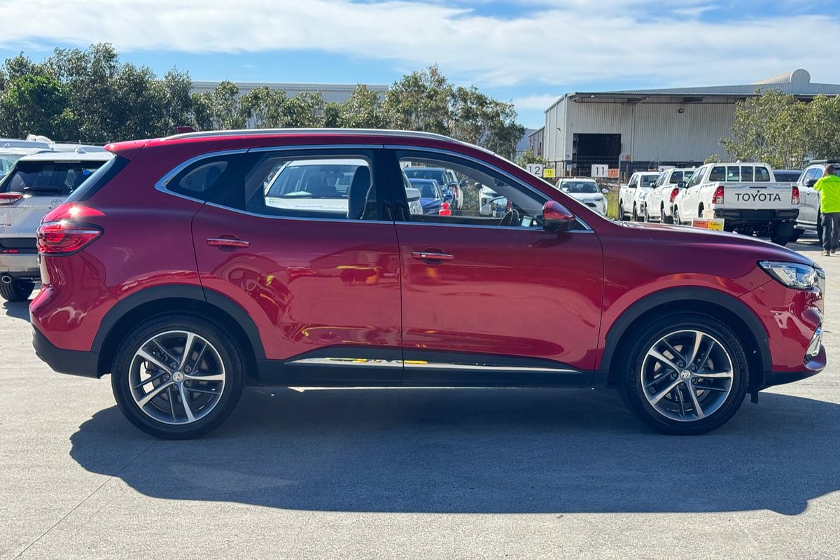 2023 MG HS Essence X SAS23