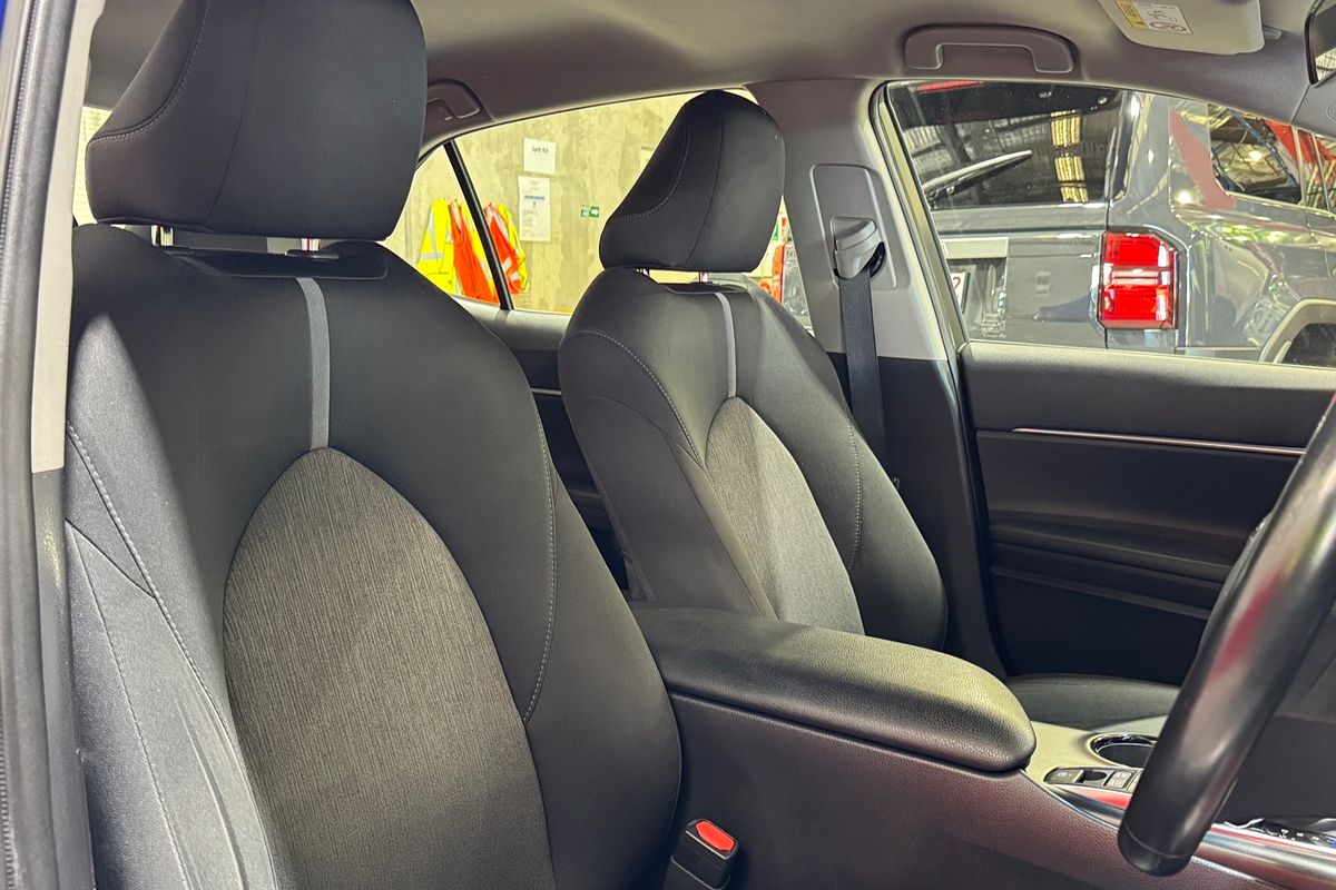2022 Toyota Camry Ascent Sport AXVH70R
