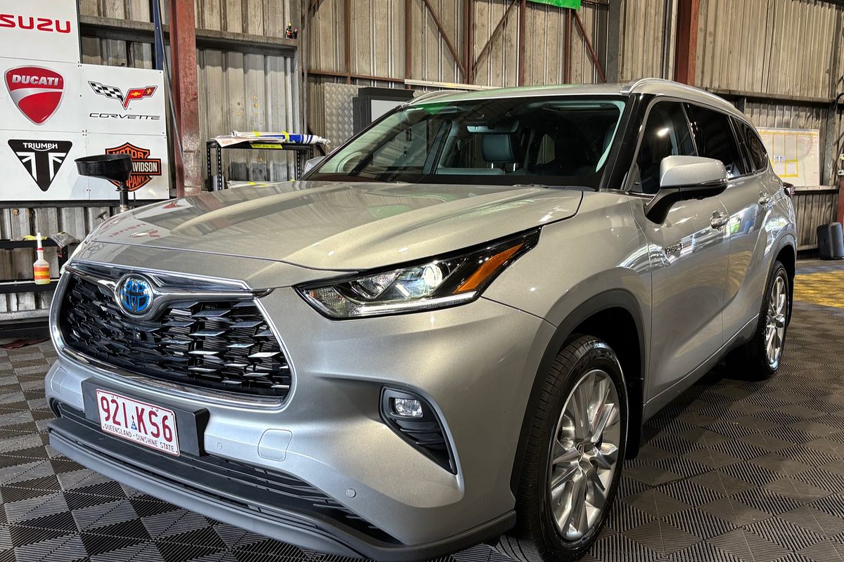 2024 Toyota Kluger Grande AXUH78R