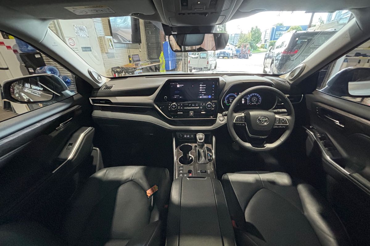 2024 Toyota Kluger Grande AXUH78R
