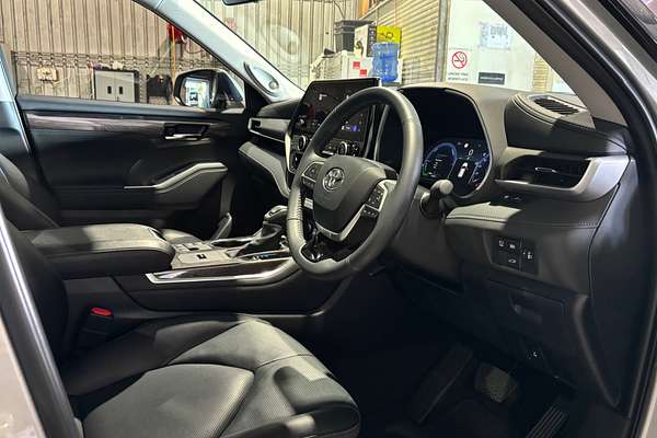 2024 Toyota Kluger Grande AXUH78R