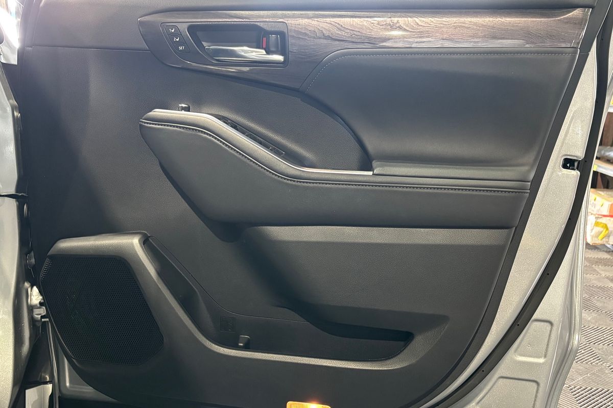 2024 Toyota Kluger Grande AXUH78R