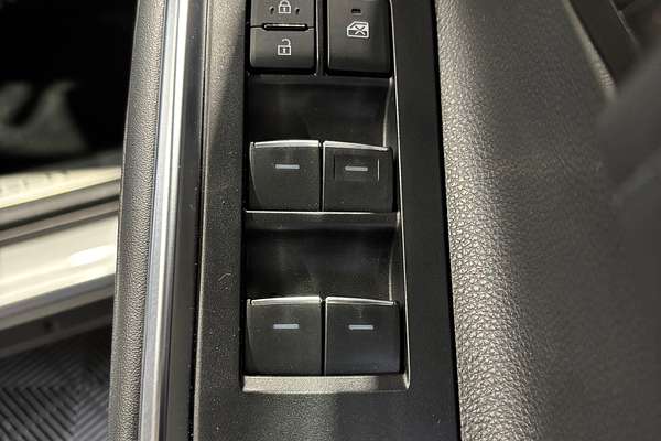 2024 Toyota Kluger Grande AXUH78R