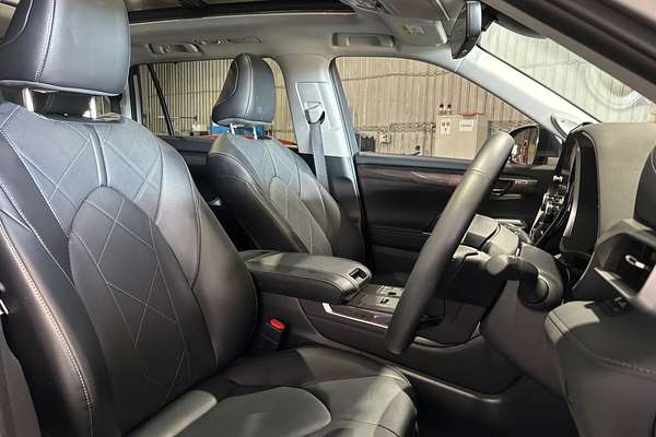2024 Toyota Kluger Grande AXUH78R