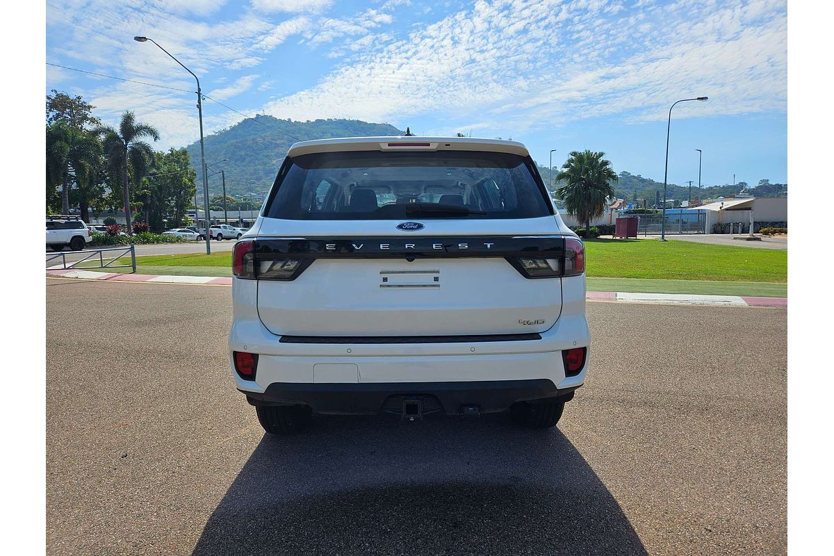 2022 Ford Everest Ambiente 2.0L