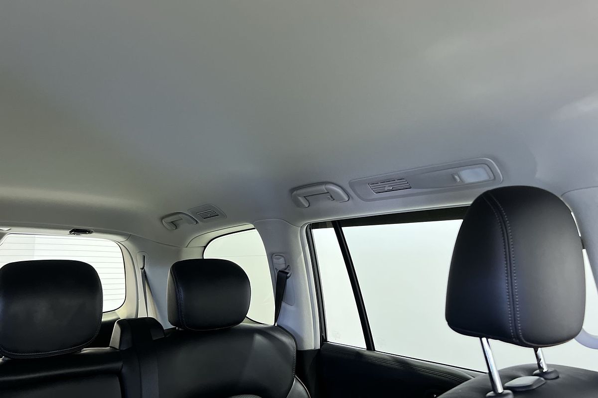 2024 Nissan Patrol Ti Y62