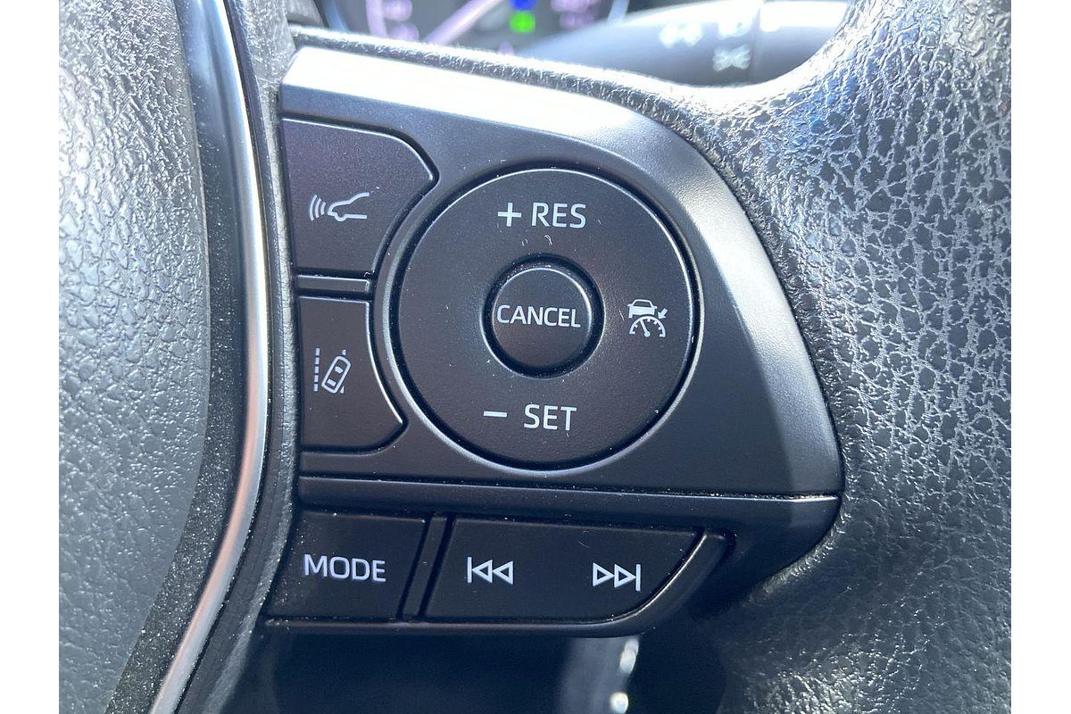 2018 Toyota Camry Ascent ASV70R
