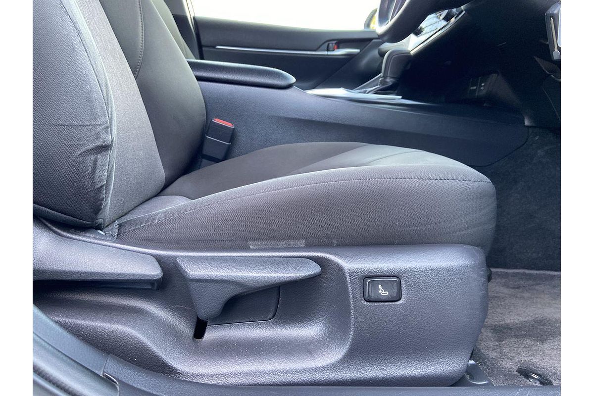 2018 Toyota Camry Ascent ASV70R