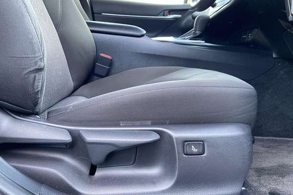 2018 Toyota Camry Ascent ASV70R