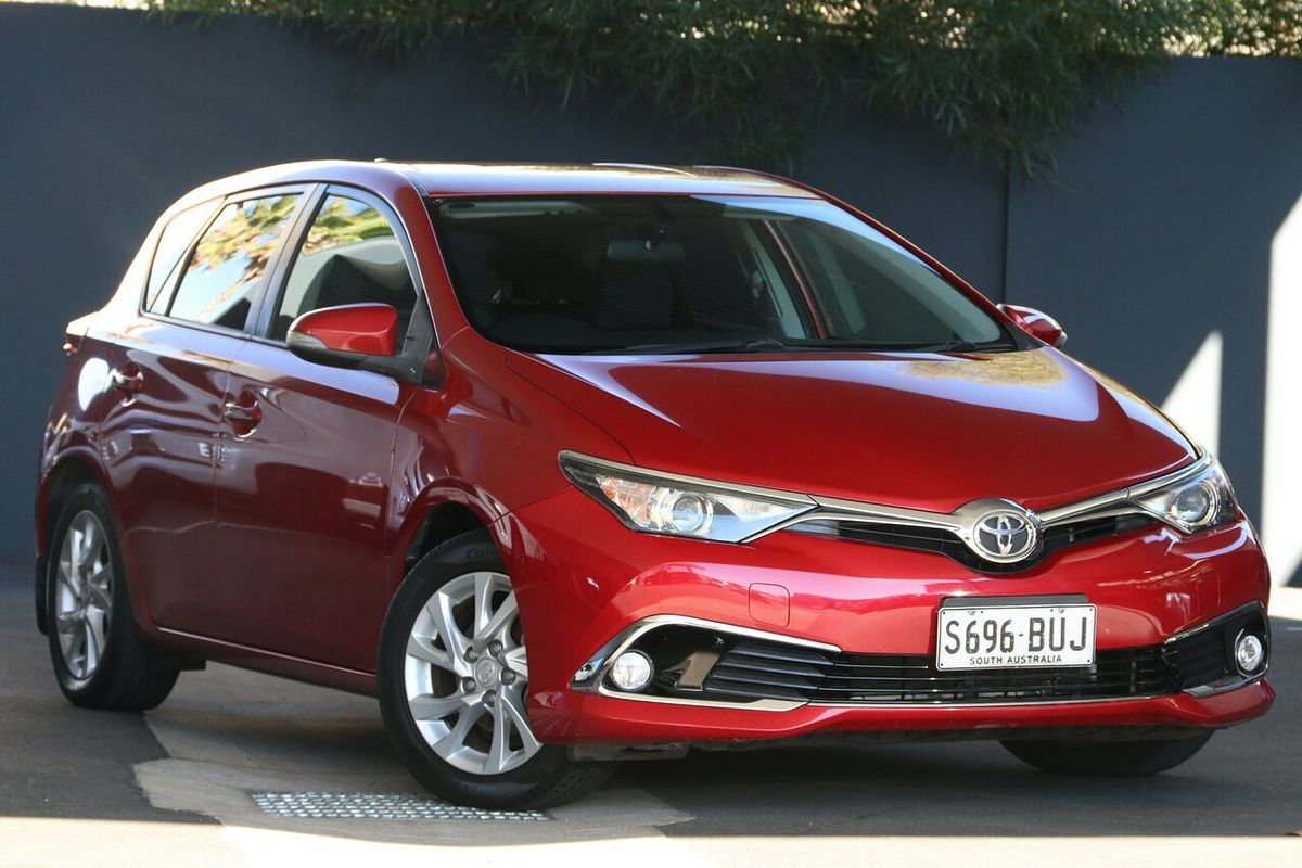 2015 Toyota Corolla Ascent Sport ZRE182R