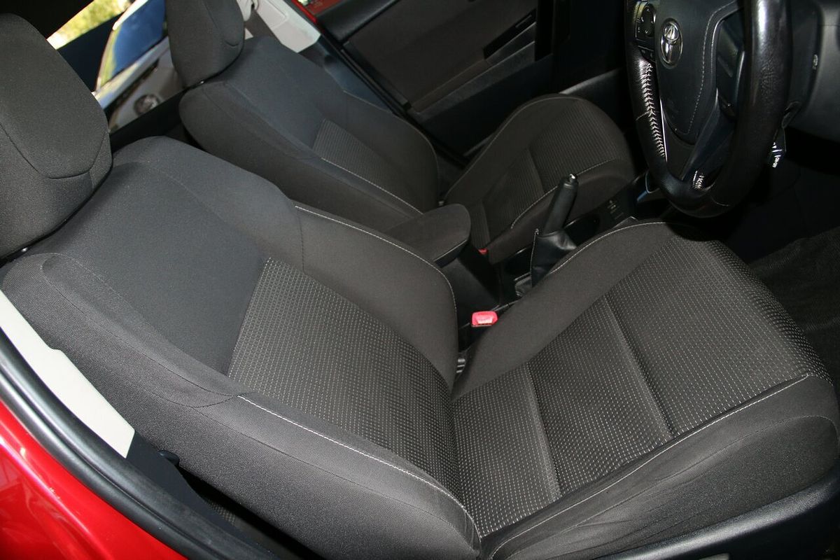 2015 Toyota Corolla Ascent Sport ZRE182R