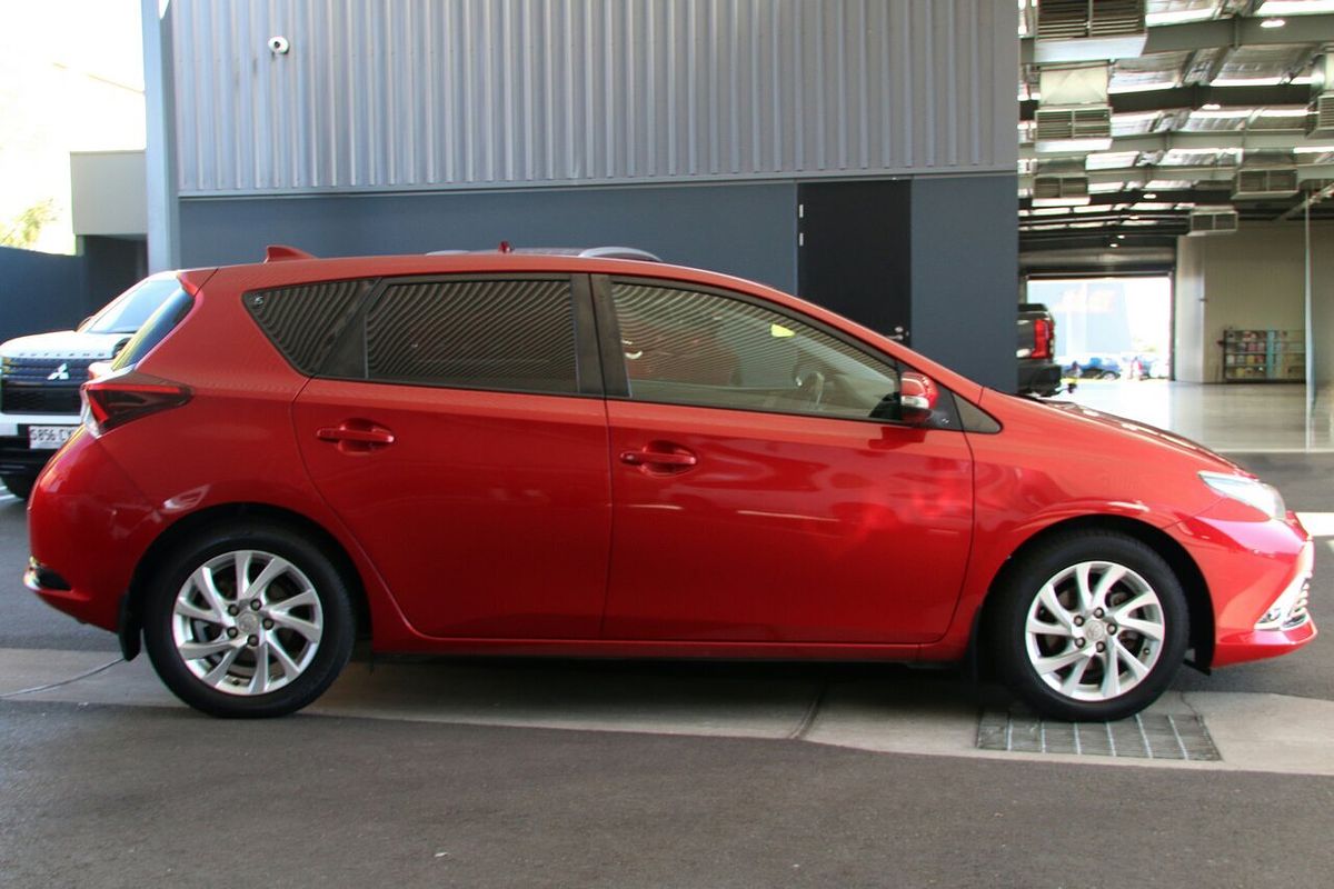 2015 Toyota Corolla Ascent Sport ZRE182R