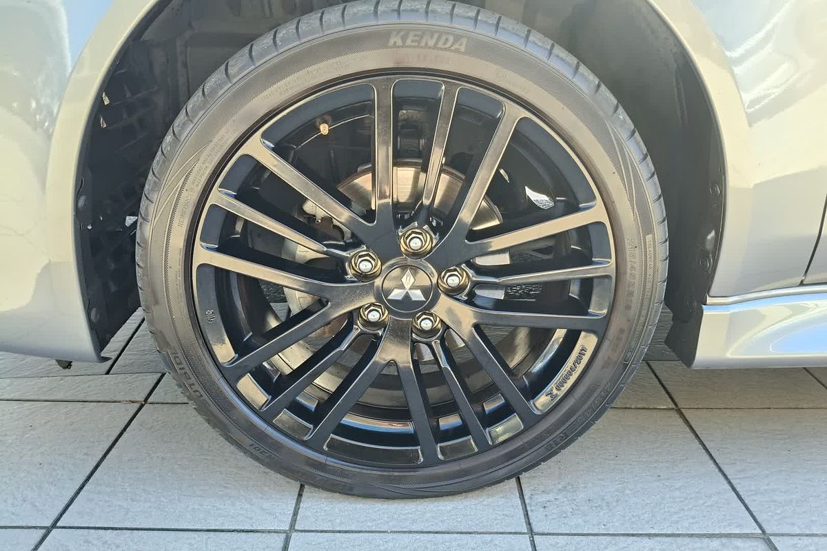 2017 Mitsubishi Lancer Black Edition CF
