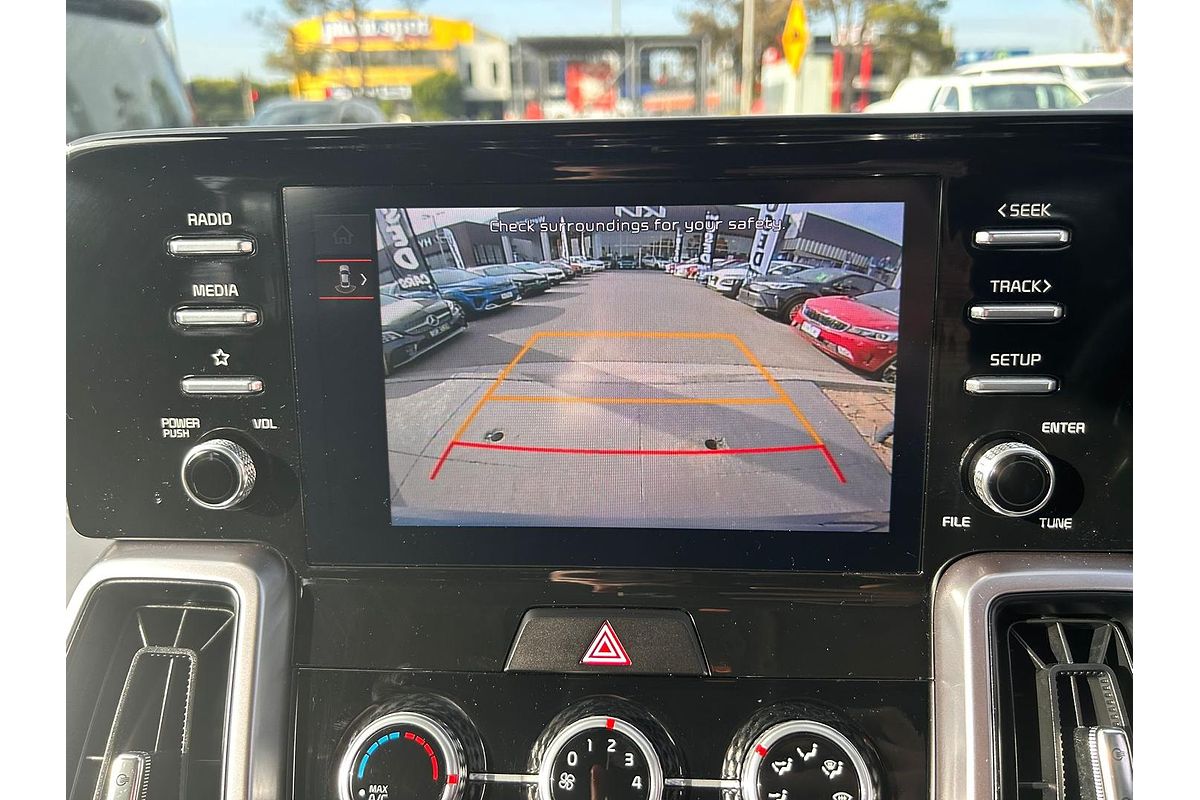 2023 Kia Sorento S MQ4