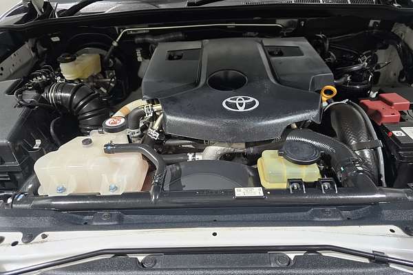 2019 Toyota Hilux Hilux 4x2 SR 2.8L T Diesel Automatic Double Cab GUN136R Rear Wheel Drive
