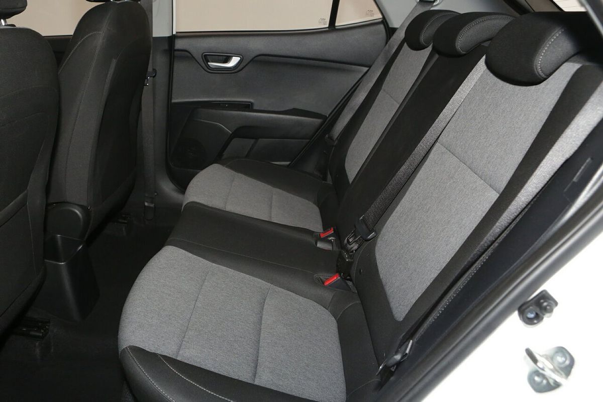 2023 Kia Stonic S YB