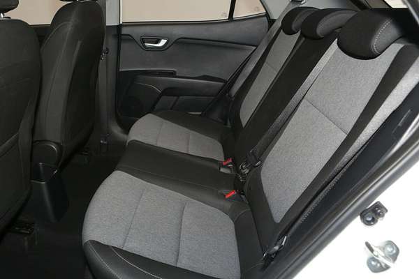2023 Kia Stonic S YB