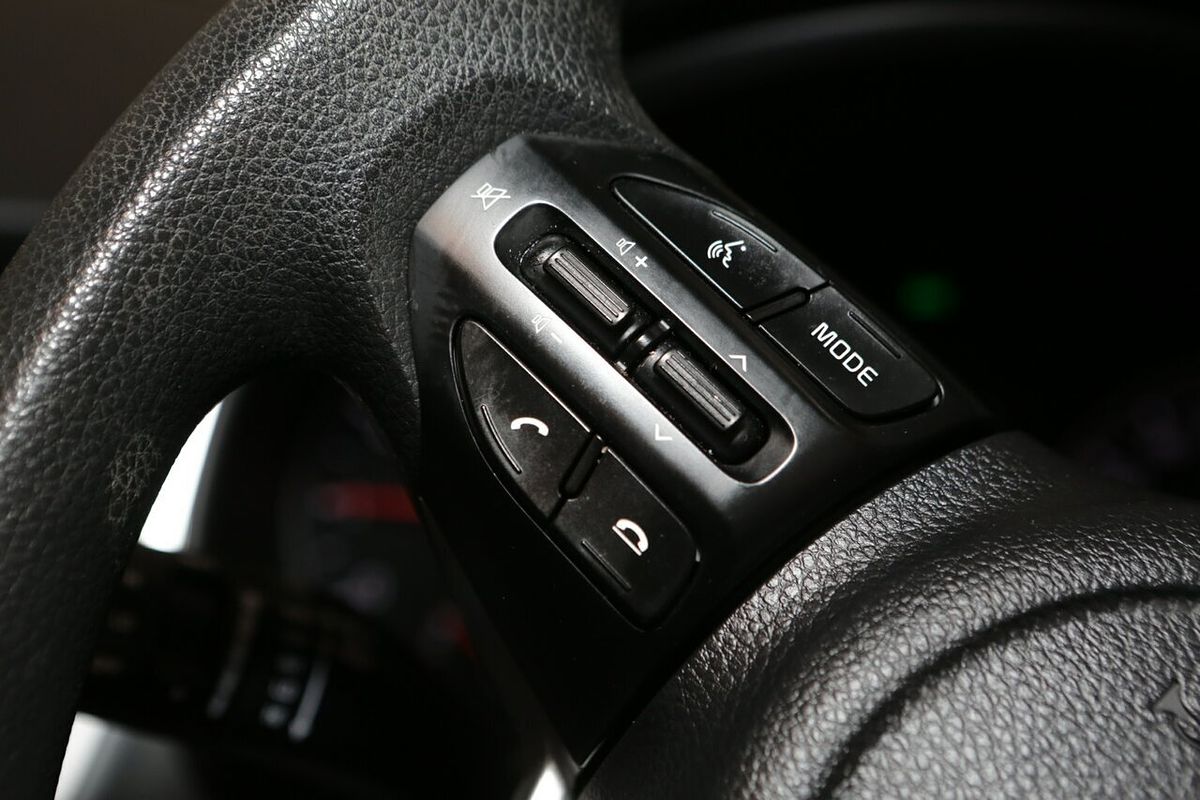 2023 Kia Stonic S YB
