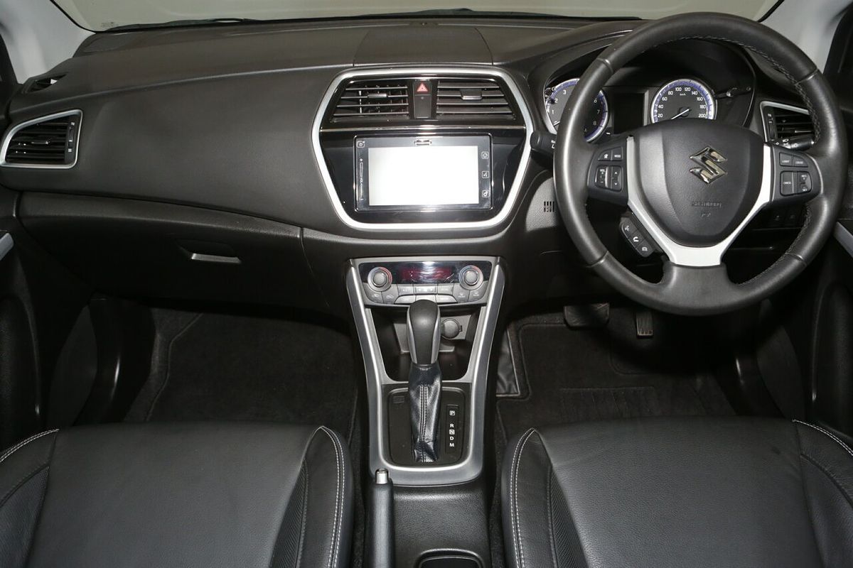 2017 Suzuki S-Cross Turbo Prestige JY