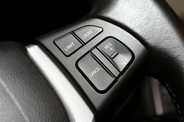 2017 Suzuki S-Cross Turbo Prestige JY
