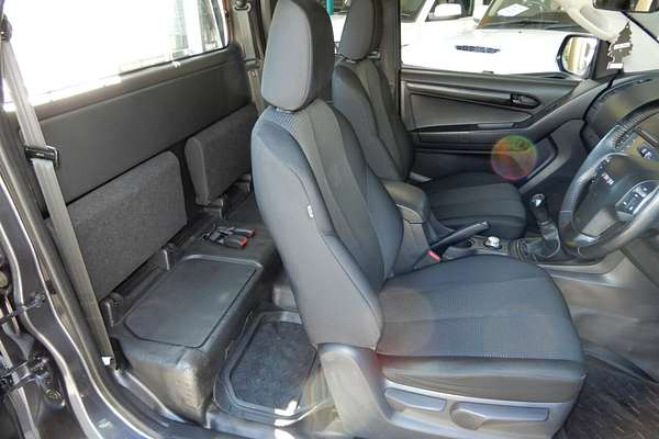 2018 Isuzu D-MAX SX 4X4