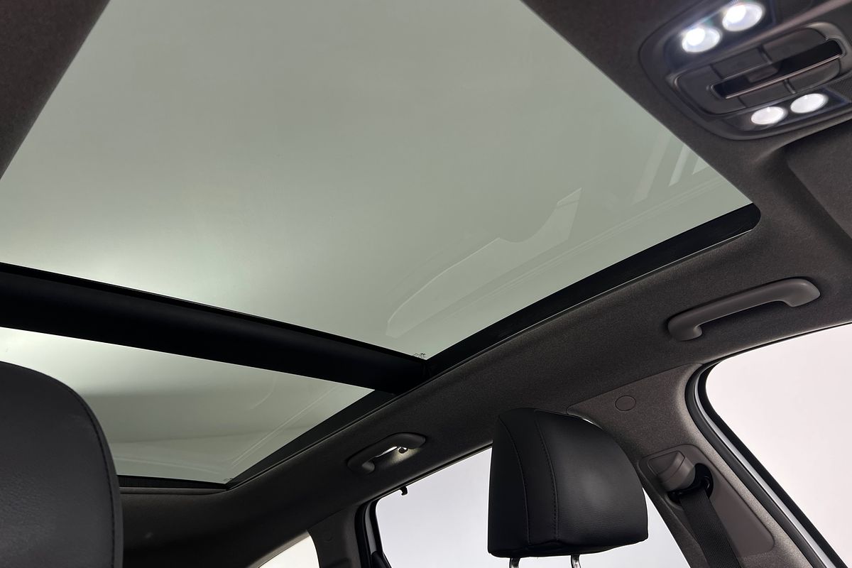 2019 Hyundai Santa Fe Highlander TM.2