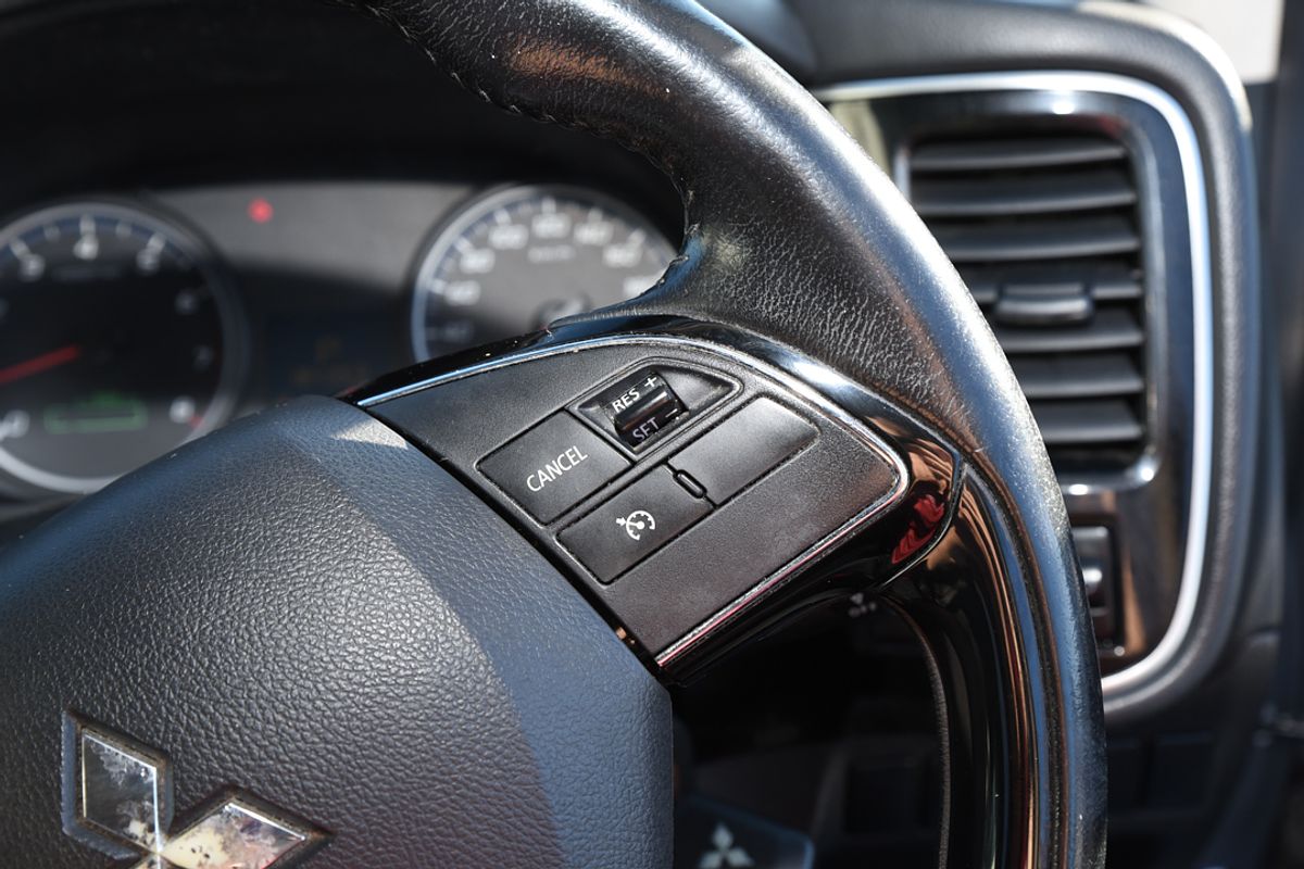 2017 Mitsubishi Outlander LS ZK