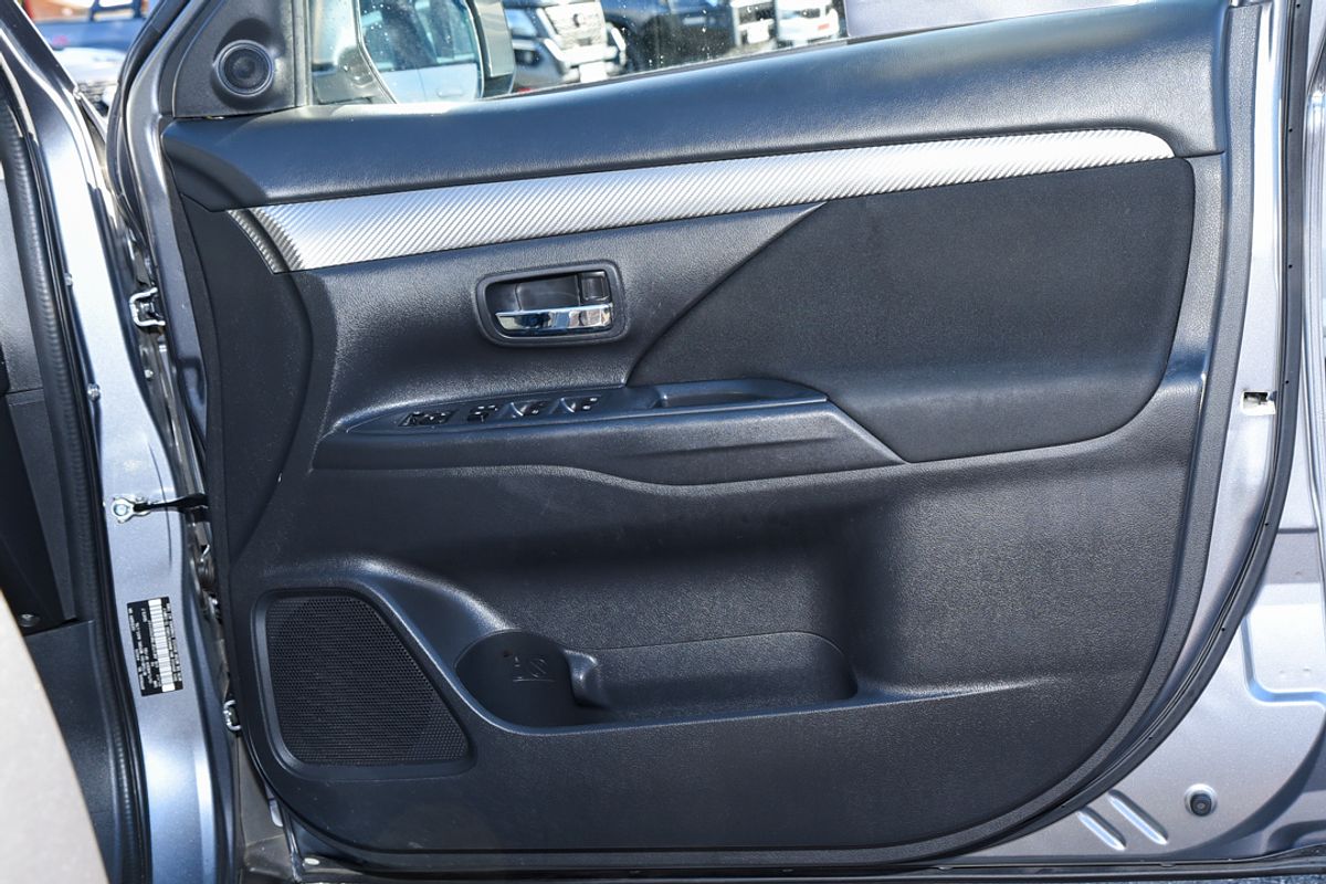 2017 Mitsubishi Outlander LS ZK