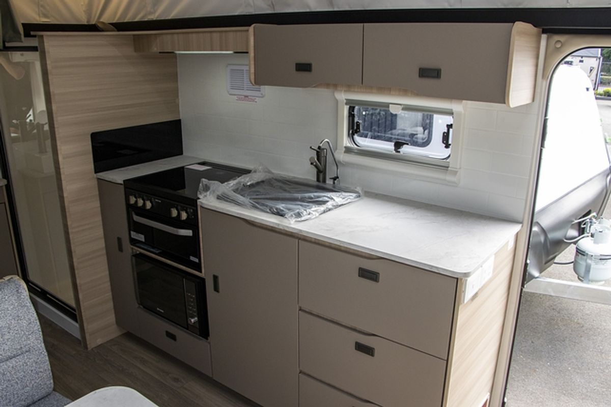 2025 Jayco DISCOVERY POPTOP 16.67-5.OB.DY-MY25