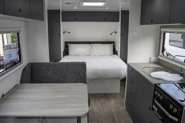 2025 Jayco STARCRAFT CARAVAN 19.61-2.BP.SC-MY25