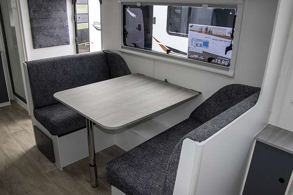 2025 Jayco STARCRAFT CARAVAN 19.61-2.BP.SC-MY25