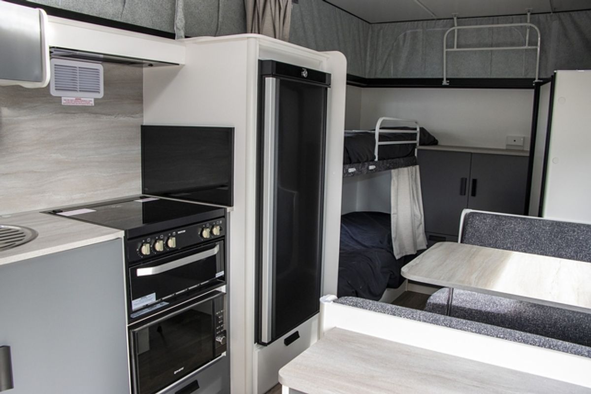 2025 Jayco STARCRAFT POPTOP 17.58-3.BP.SC-MY25