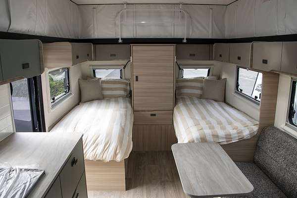 2025 Jayco DISCOVERY POPTOP 16.67-4.DY-MY25