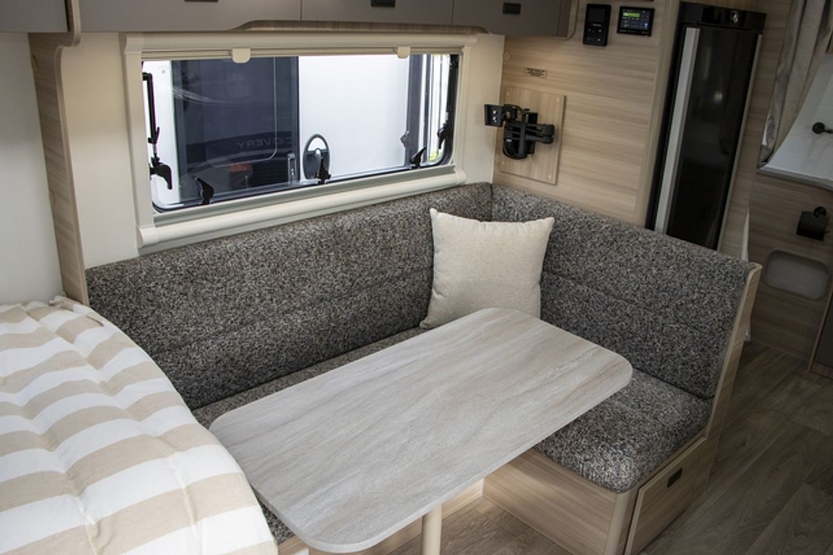 2025 Jayco DISCOVERY POPTOP 16.67-4.DY-MY25