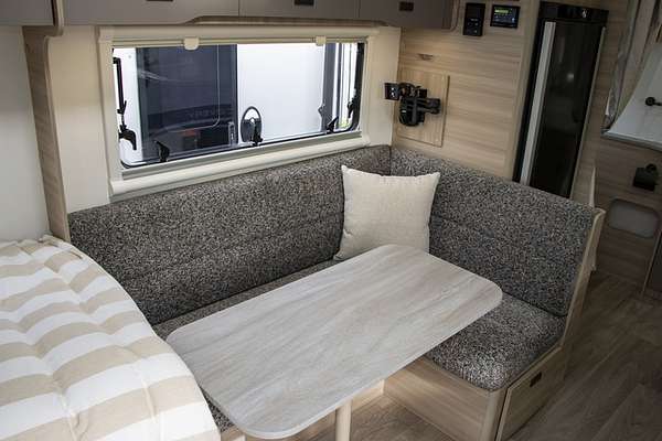 2025 Jayco DISCOVERY POPTOP 16.67-4.DY-MY25