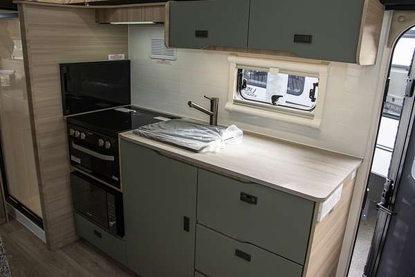 2025 Jayco DISCOVERY POPTOP 16.67-4.DY-MY25