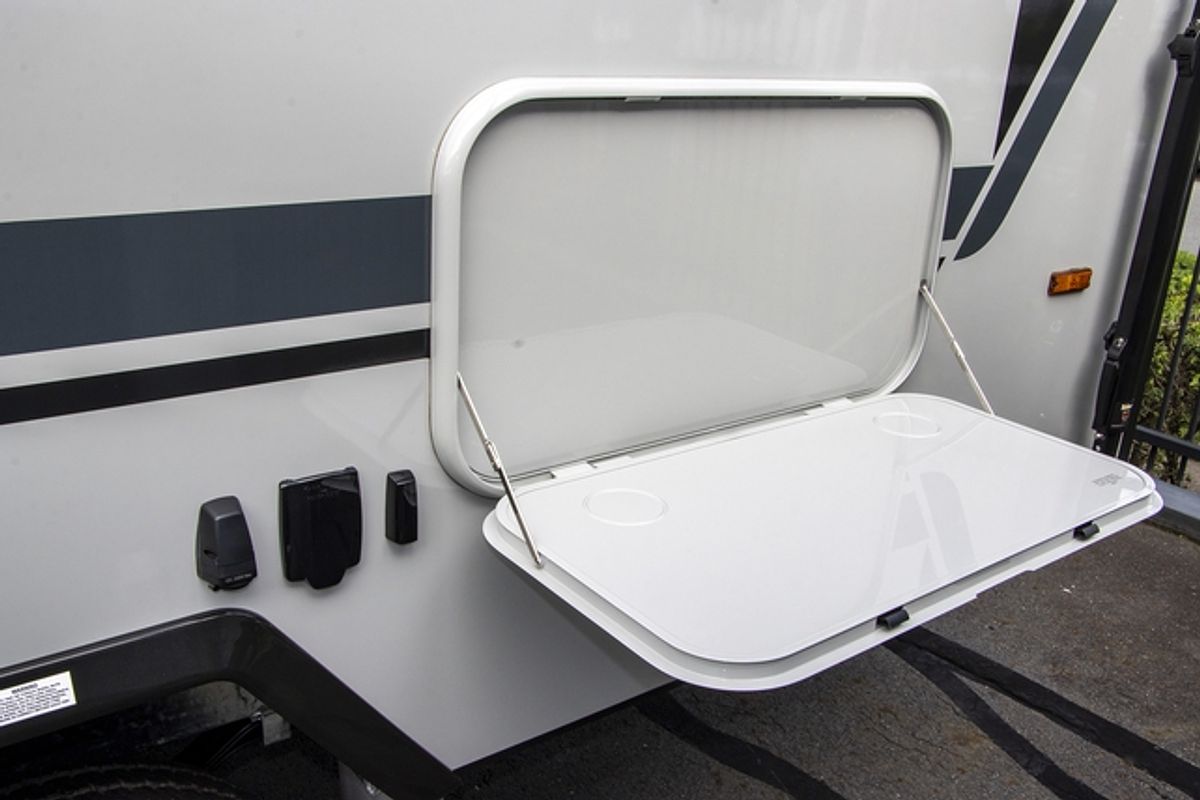 2025 Jayco DISCOVERY POPTOP 16.67-4.DY-MY25