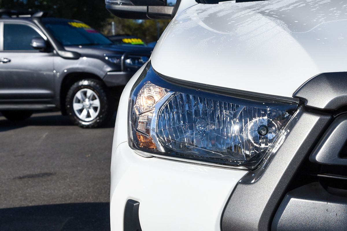 2023 Toyota Hilux SR GUN126R 4X4