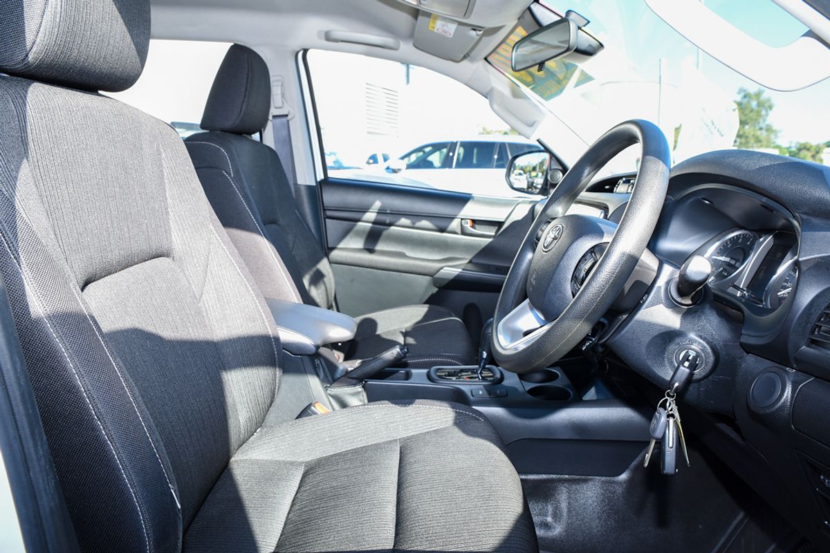 2023 Toyota Hilux SR GUN126R 4X4