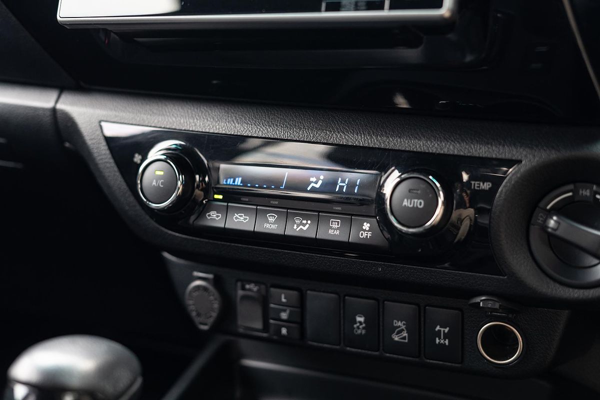 2018 Toyota Hilux Rogue GUN126R 4X4