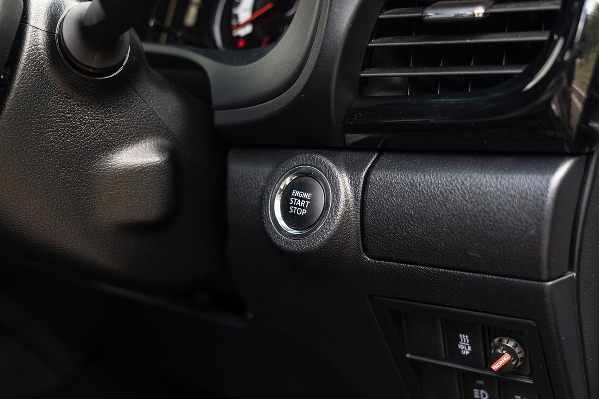 2018 Toyota Hilux Rogue GUN126R 4X4
